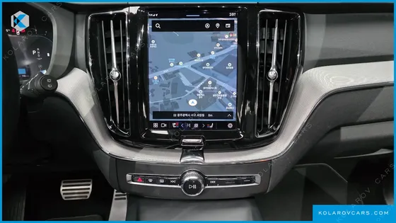 VOLVO XC60 B6 R-DESIGN