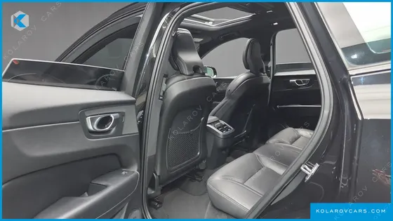 VOLVO XC60 B6 R-DESIGN