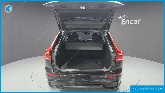 VOLVO XC60 B6 R-DESIGN