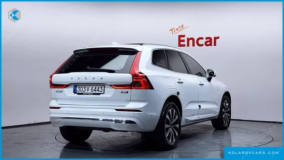 VOLVO XC60 B5 ULTIMATE BRIGHT