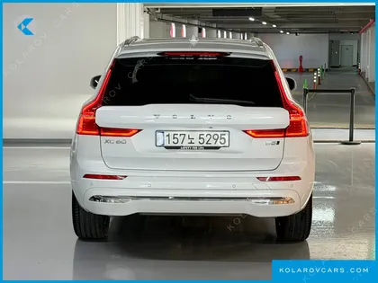 VOLVO XC60 B5 ULTRA BRIGHT