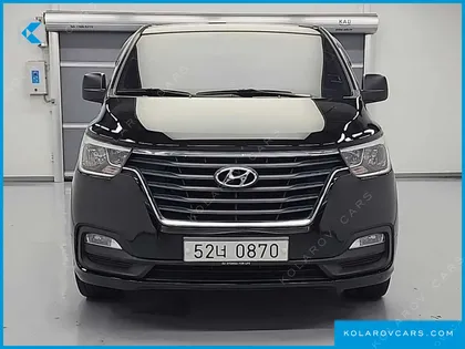 HYUNDAI STAREX URBAN 9-SEATER