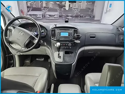 HYUNDAI STAREX URBAN 9-SEATER