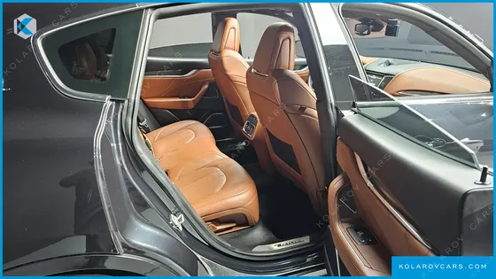 MASERATI LEVANTE 3.0 AWD GRANSPORT