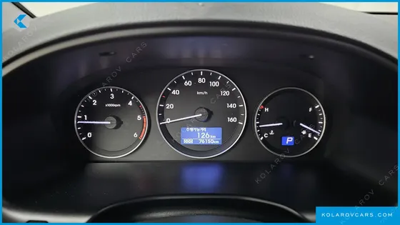 HYUNDAI STAREX WAGON 11-SEATER