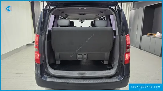 HYUNDAI STAREX WAGON 11-SEATER