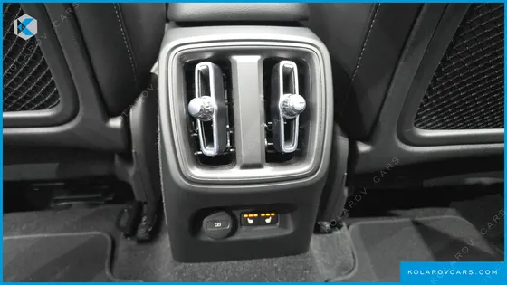 VOLVO XC40 B4 ULTIMATE BRIGHT