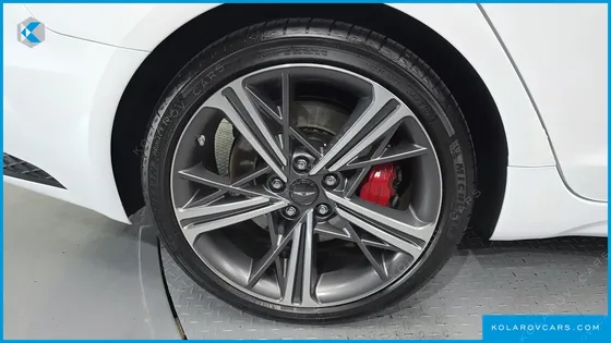 GENESIS G70 GASOLINE 2.5T 2WD