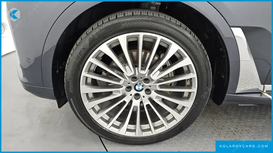 BMW X7 XDRIVE 40D DESIGN PURE EXCELLENCE 7-SEATER