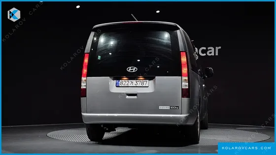 HYUNDAI STARIA CARGO 3-SEATER