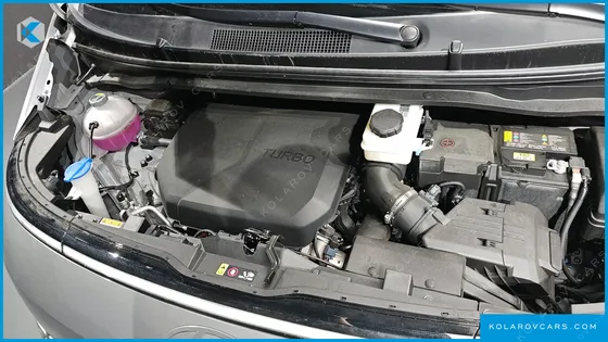 HYUNDAI STARIA CARGO 3-SEATER