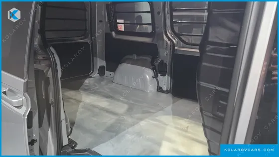 HYUNDAI STARIA CARGO 3-SEATER
