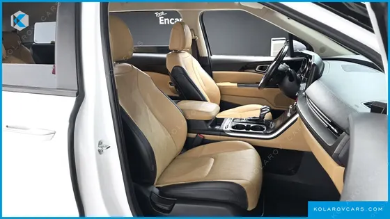 KIA CARNIVAL 9-SEATER PRESTIGE