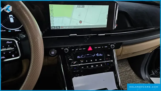 KIA CARNIVAL 9-SEATER SIGNATURE