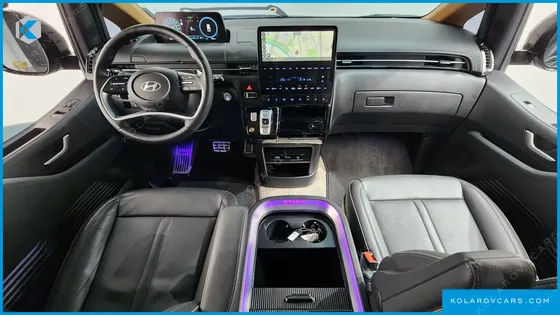 HYUNDAI STARIA HEV 1.6 LOUNGE 7-SEATER