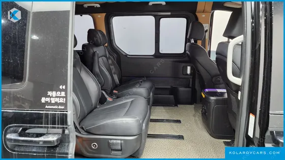 HYUNDAI STARIA HEV 1.6 LOUNGE 7-SEATER
