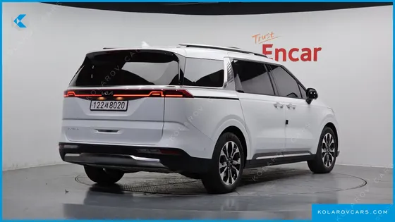 KIA CARNIVAL 7-SEATER SIGNATURE