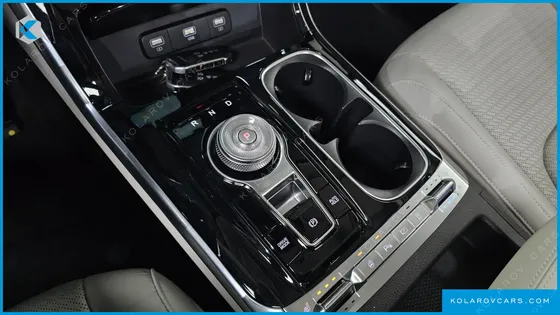 KIA CARNIVAL 7-SEATER SIGNATURE