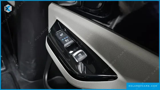 KIA CARNIVAL 7-SEATER SIGNATURE