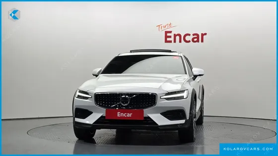 VOLVO V60 B5 ULTIMATE AWD
