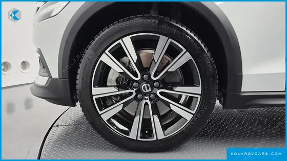 VOLVO V60 B5 ULTIMATE AWD