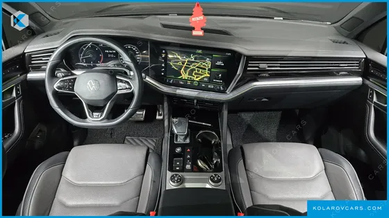 VOLKSWAGEN TOUAREG 3.0 TDI R-LINE