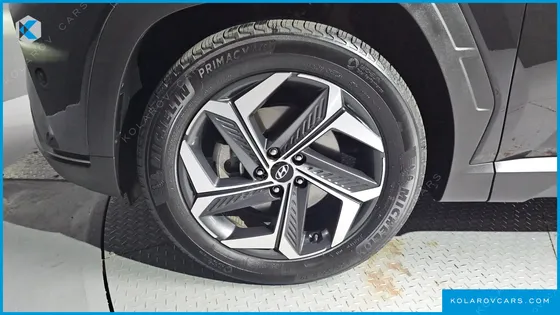 HYUNDAI TUCSON GASOLINE 1.6 TURBO 2WD
