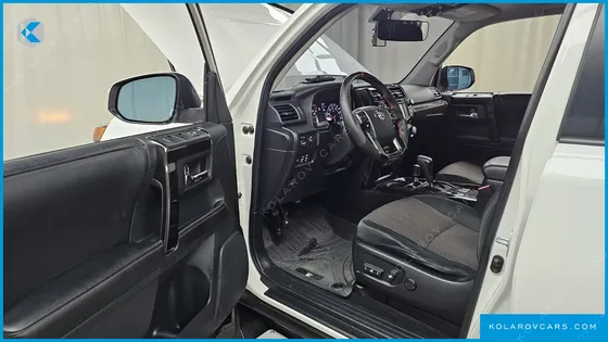 TOYOTA 4RUNNER V6 4WD SR5