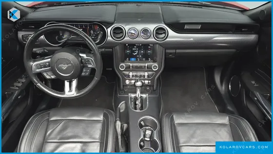 FORD MUSTANG GT CONVERTIBLE