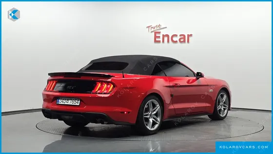 FORD MUSTANG GT CONVERTIBLE