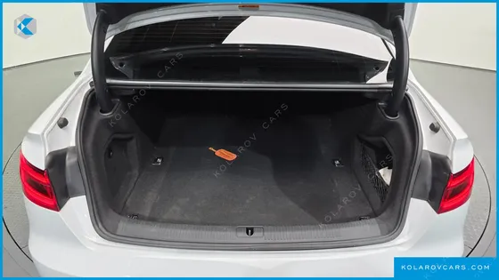 AUDI A4 30 TDI