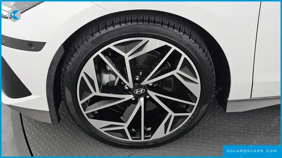HYUNDAI IONIQ 6 LONG RANGE