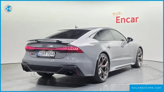 AUDI RS7 4.0 TFSI QUATTRO PERFORMANCE