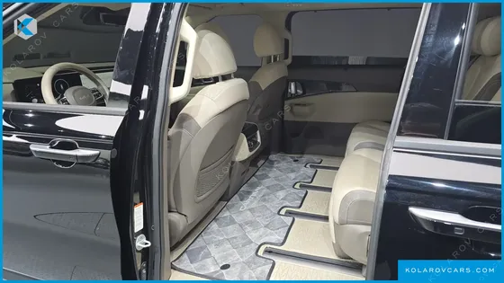 KIA CARNIVAL 7-SEATER SIGNATURE