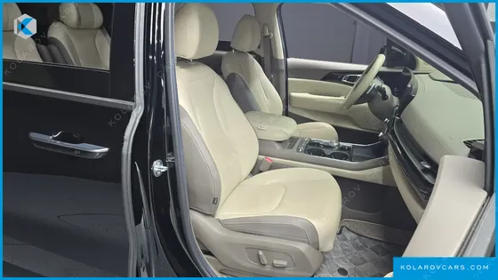 KIA CARNIVAL 7-SEATER SIGNATURE