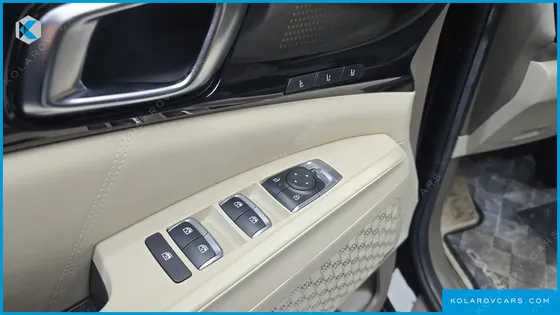 KIA CARNIVAL 7-SEATER SIGNATURE