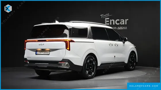 KIA CARNIVAL 9-SEATER NOBLESSE