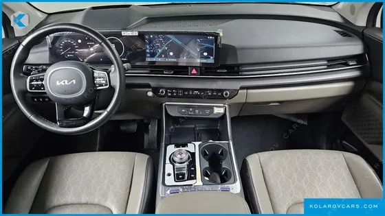 KIA CARNIVAL 9-SEATER NOBLESSE