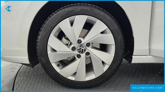 VOLKSWAGEN GOLF 2.0 TDI PREMIUM