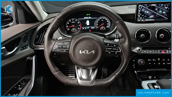 KIA STINGER 2.5 MASTERS