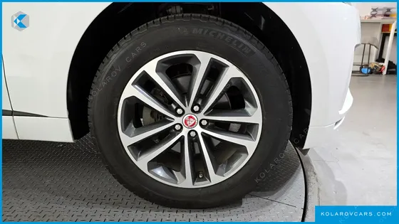 JAGUAR F-PACE 20D R-SPORT