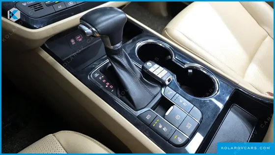 KIA CARNIVAL 9-SEATER PRSTIGE