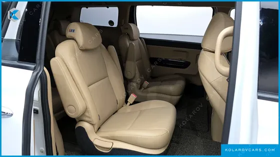 KIA CARNIVAL 9-SEATER PRSTIGE