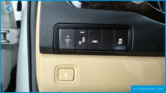 KIA CARNIVAL 9-SEATER PRSTIGE