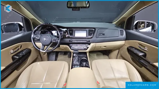 KIA CARNIVAL 9-SEATER NOBLESSE SPECIAL