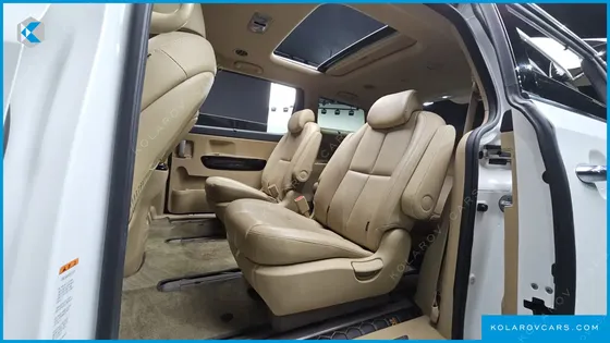 KIA CARNIVAL 9-SEATER NOBLESSE SPECIAL