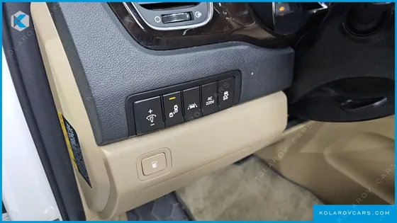 KIA CARNIVAL 9-SEATER NOBLESSE SPECIAL