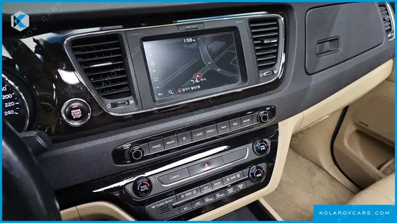 KIA CARNIVAL 9-SEATER NOBLESSE SPECIAL