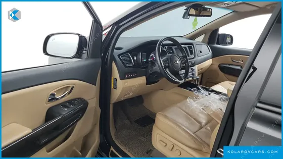 KIA CARNIVAL GASOLINE 9-SEATER HI-LIMOUSINE