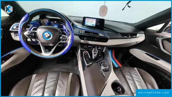 BMW I8 COUPE